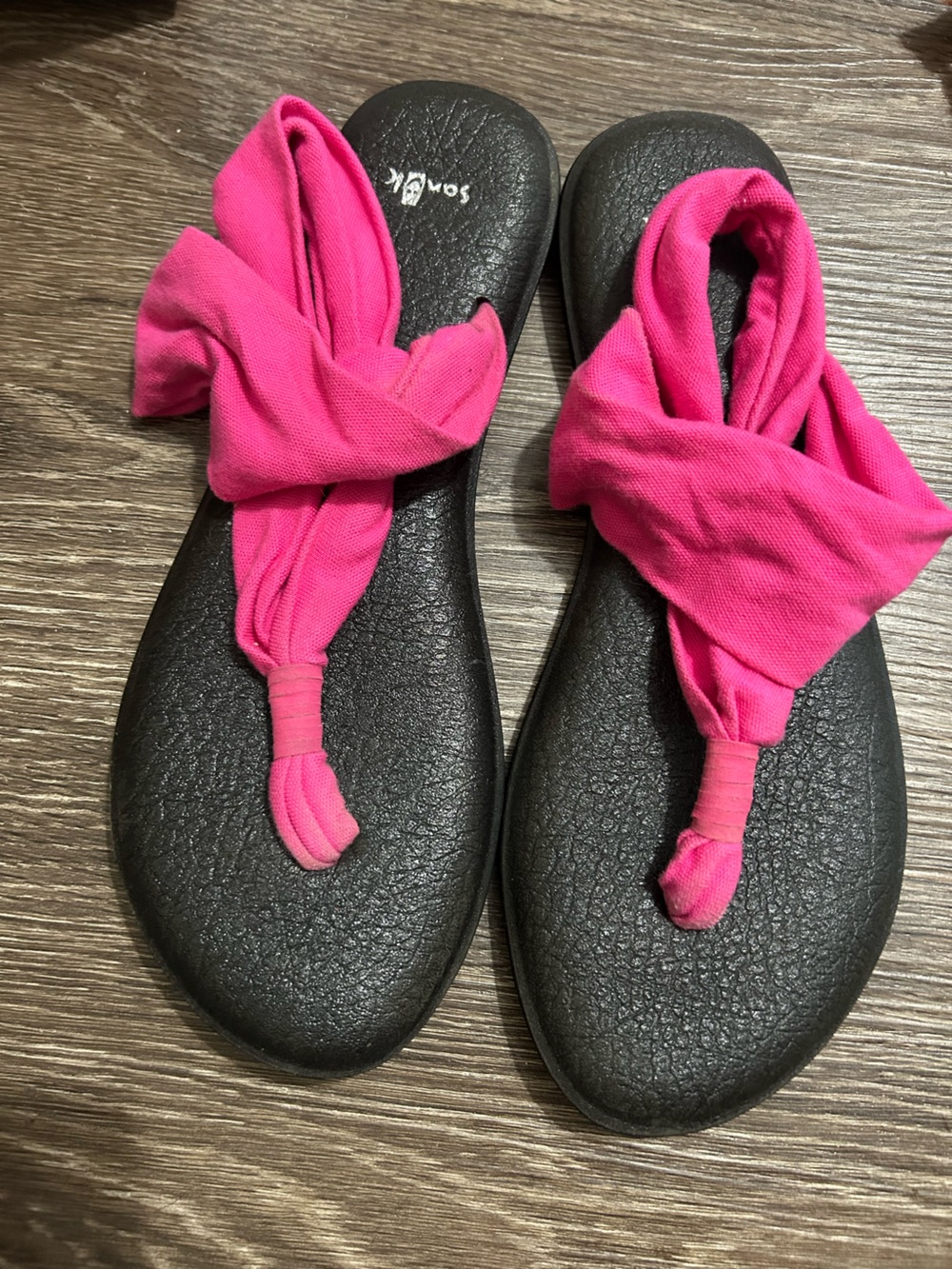 Sanuk Yogamat Sandals Hot Pink Women’s Size 10